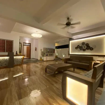 Le Poshe Luxury - Tie Hotels & Resorts Pondicherry Exterior photo
