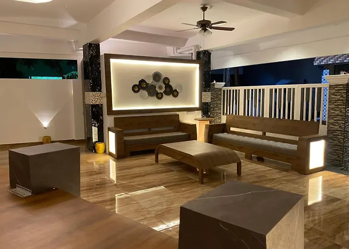 Le Poshe Luxury - Tie Hotels & Resorts
