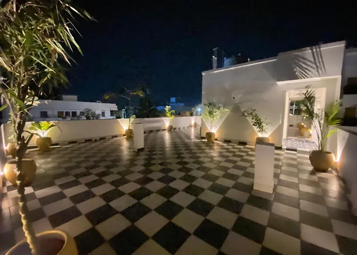 Le Poshe Luxury - Tie Hotels & Resorts